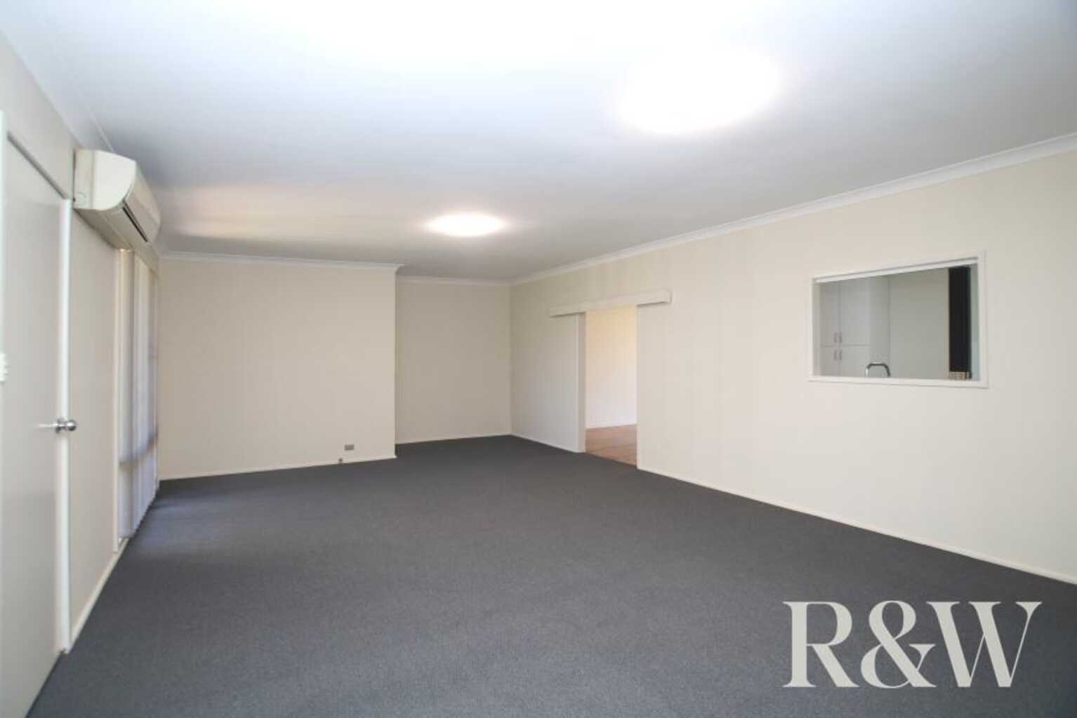 8 Waugh Crescent Blacktown