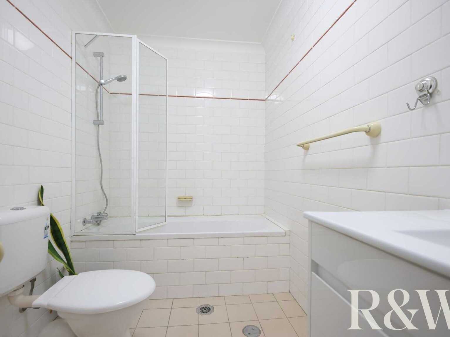 9/37 Binalong Road Pendle Hill