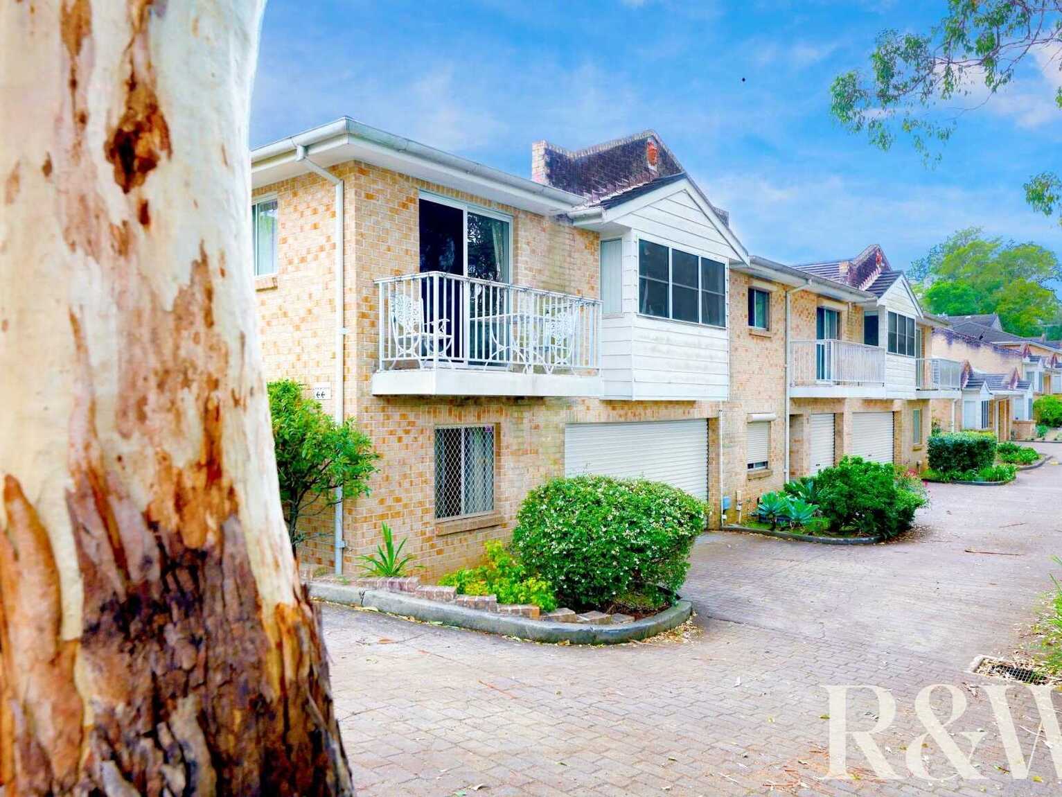 9/37 Binalong Road Pendle Hill
