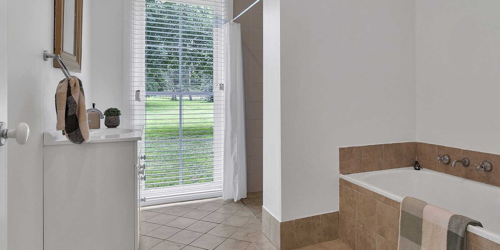 42 Suttor Road Moss Vale 42 Suttor Road Moss Vale