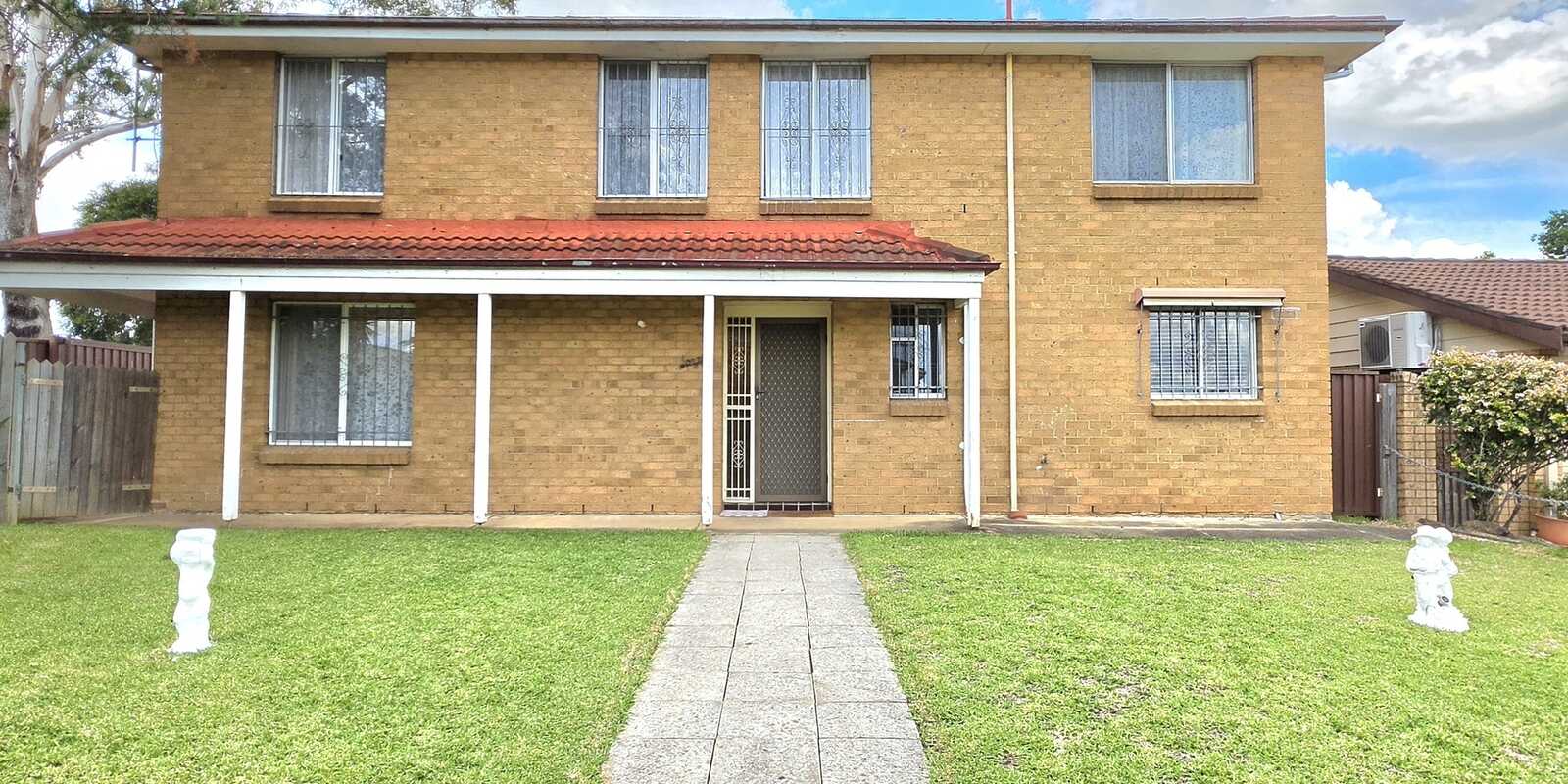 2 Lawley Street Bossley Park