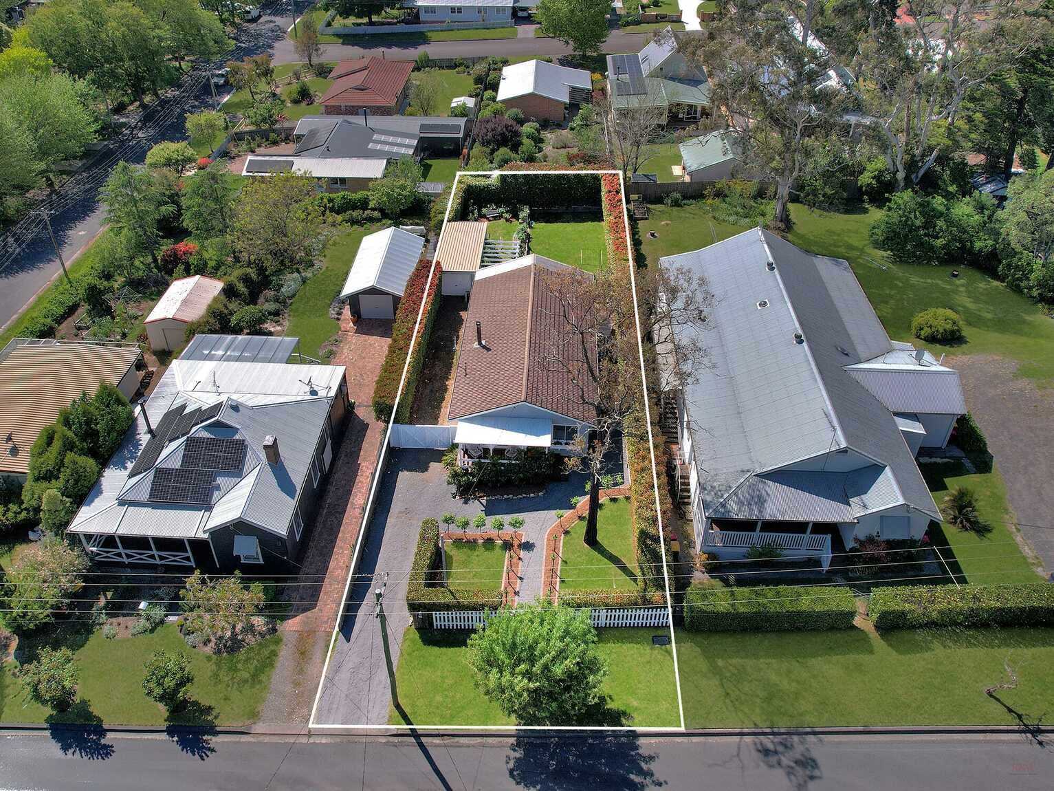 19 Hill Street Bundanoon 19 Hill Street Bundanoon