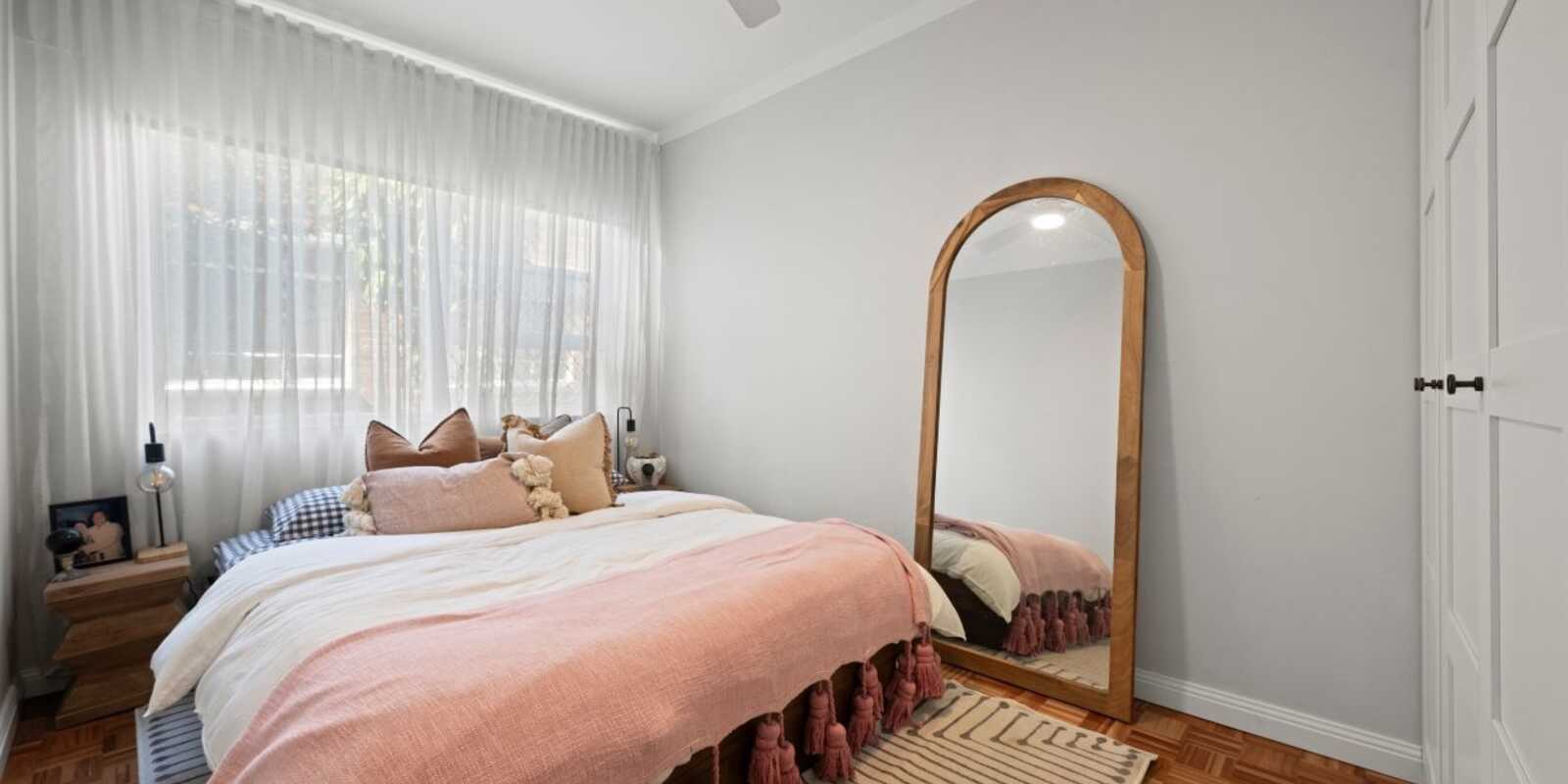 4/19B Riverside Crescent Marrickville