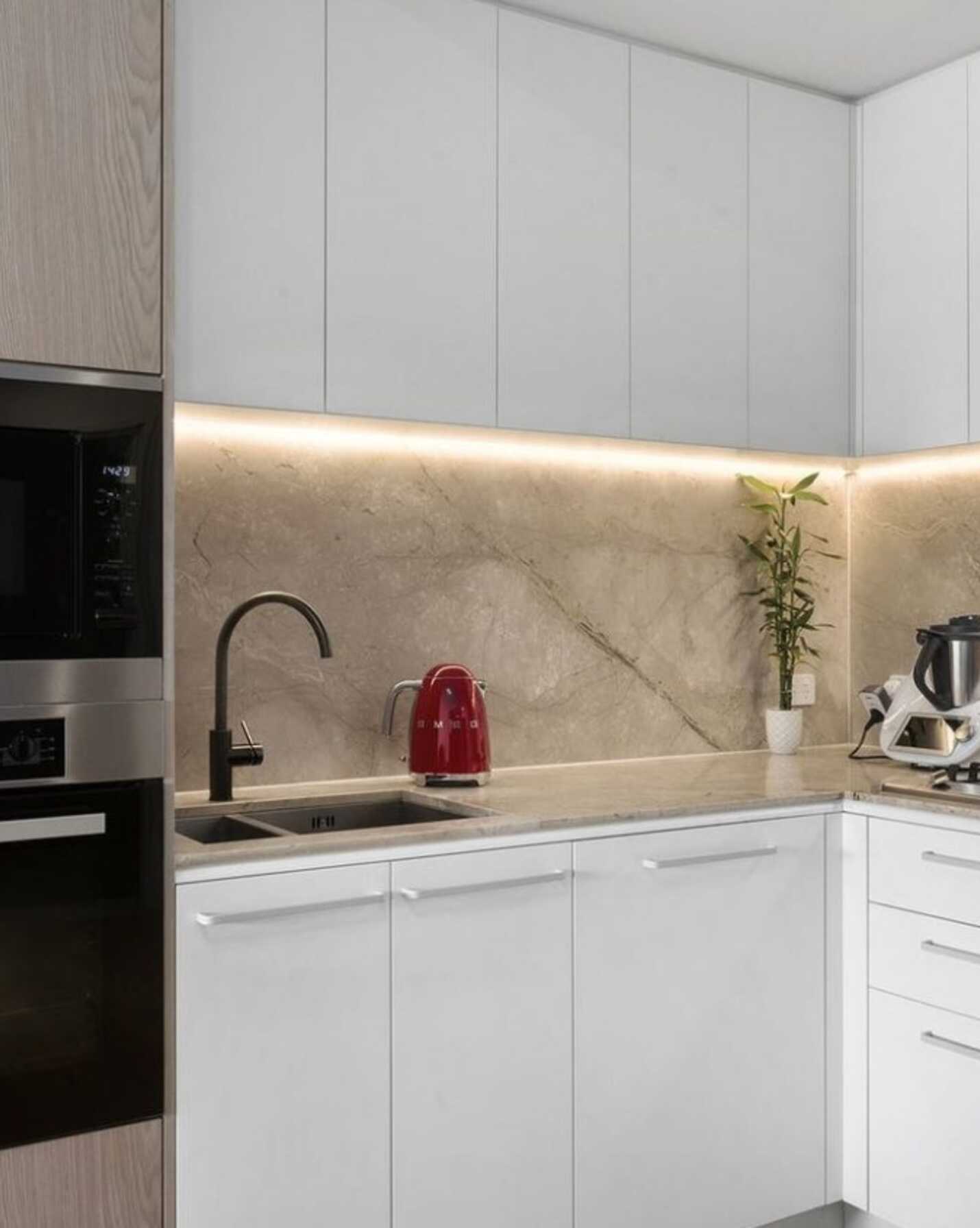 202/226 Victoria Street Potts Point, Point - Thumbnail 5