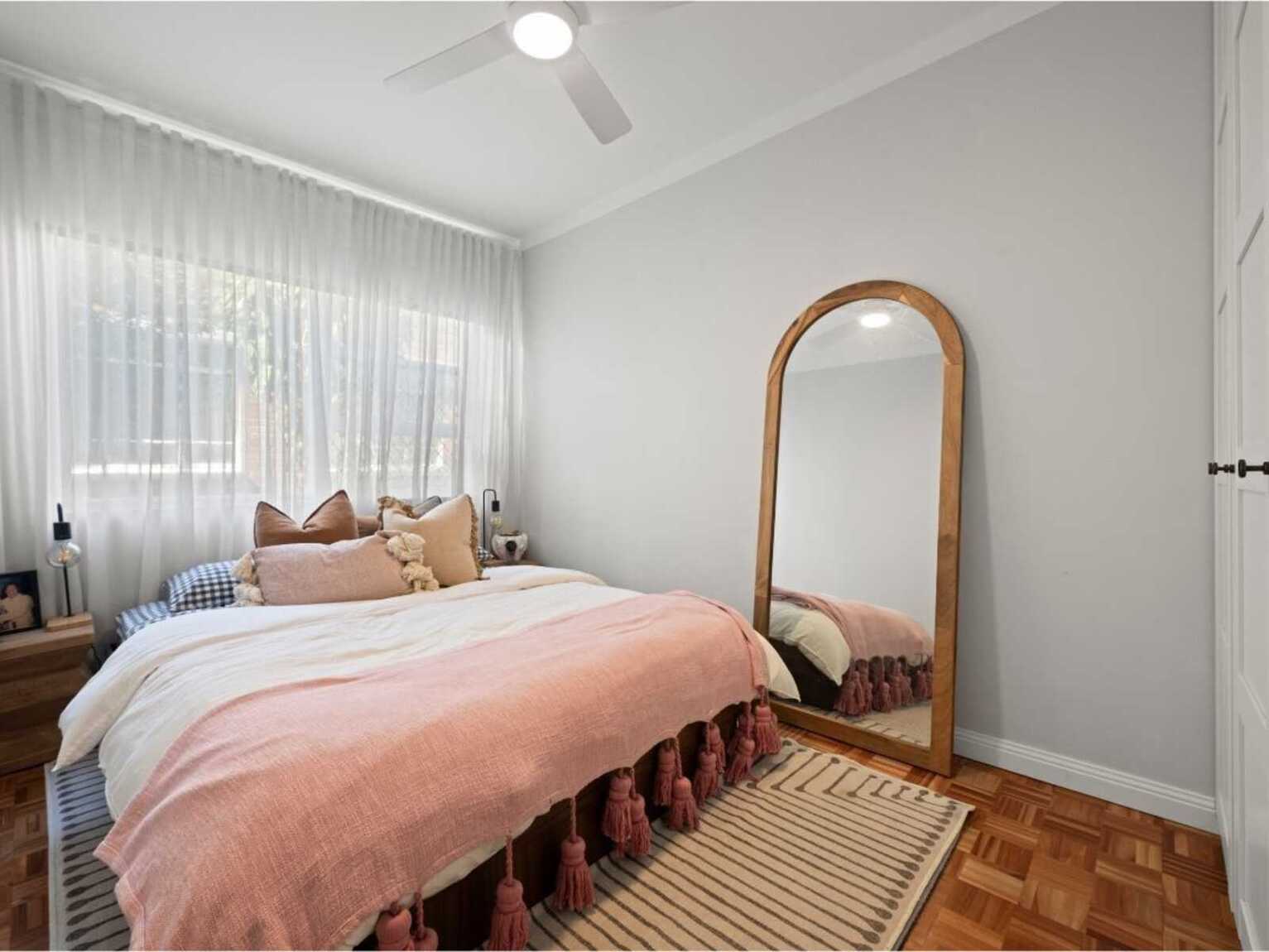 4/19B Riverside Crescent Marrickville