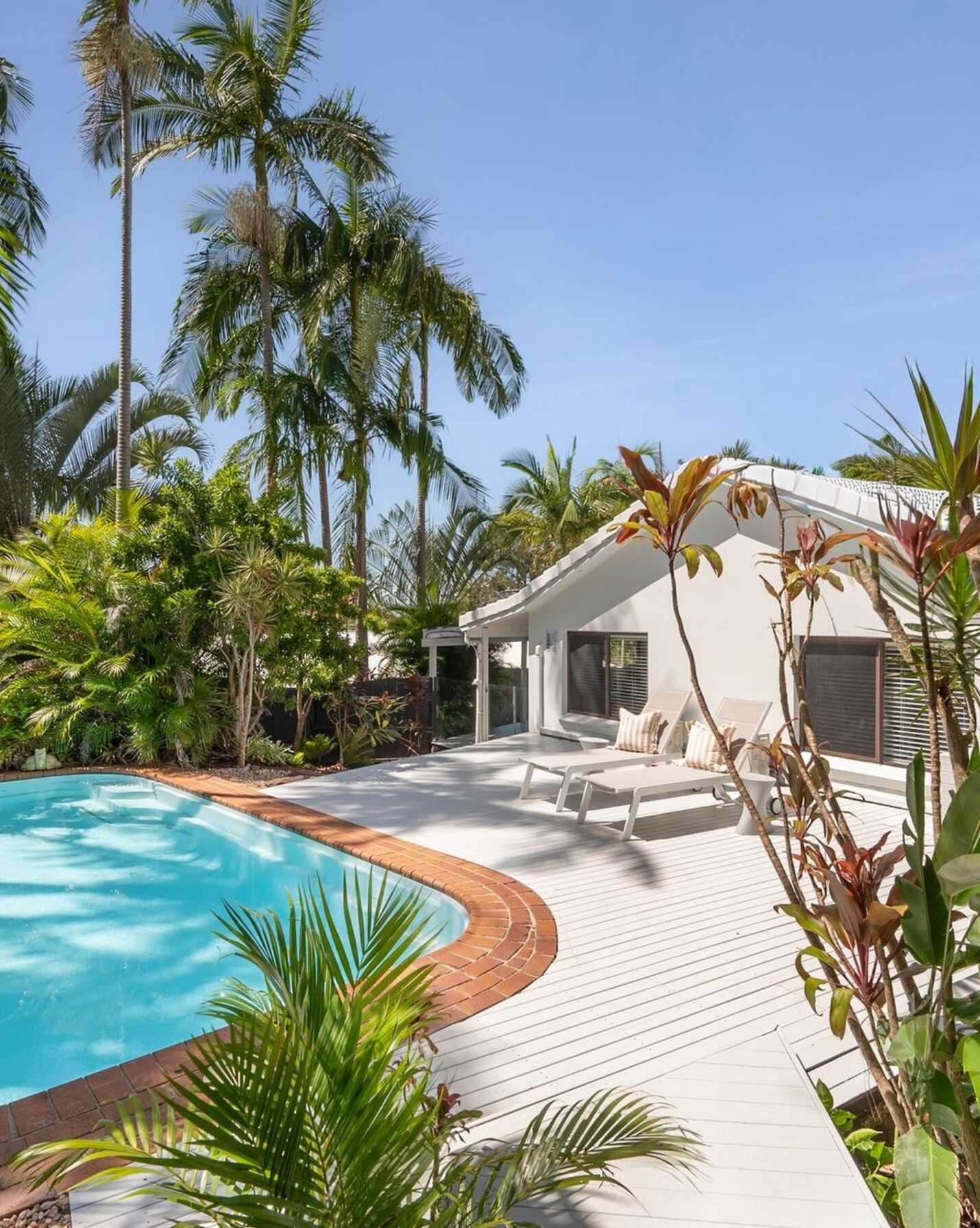 6 Camille Court Mount Coolum, Coolum - Image 1