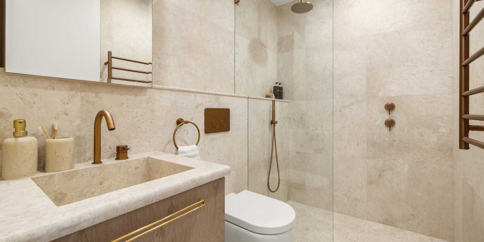 BG04/575 Old South Head Road Rose Bay