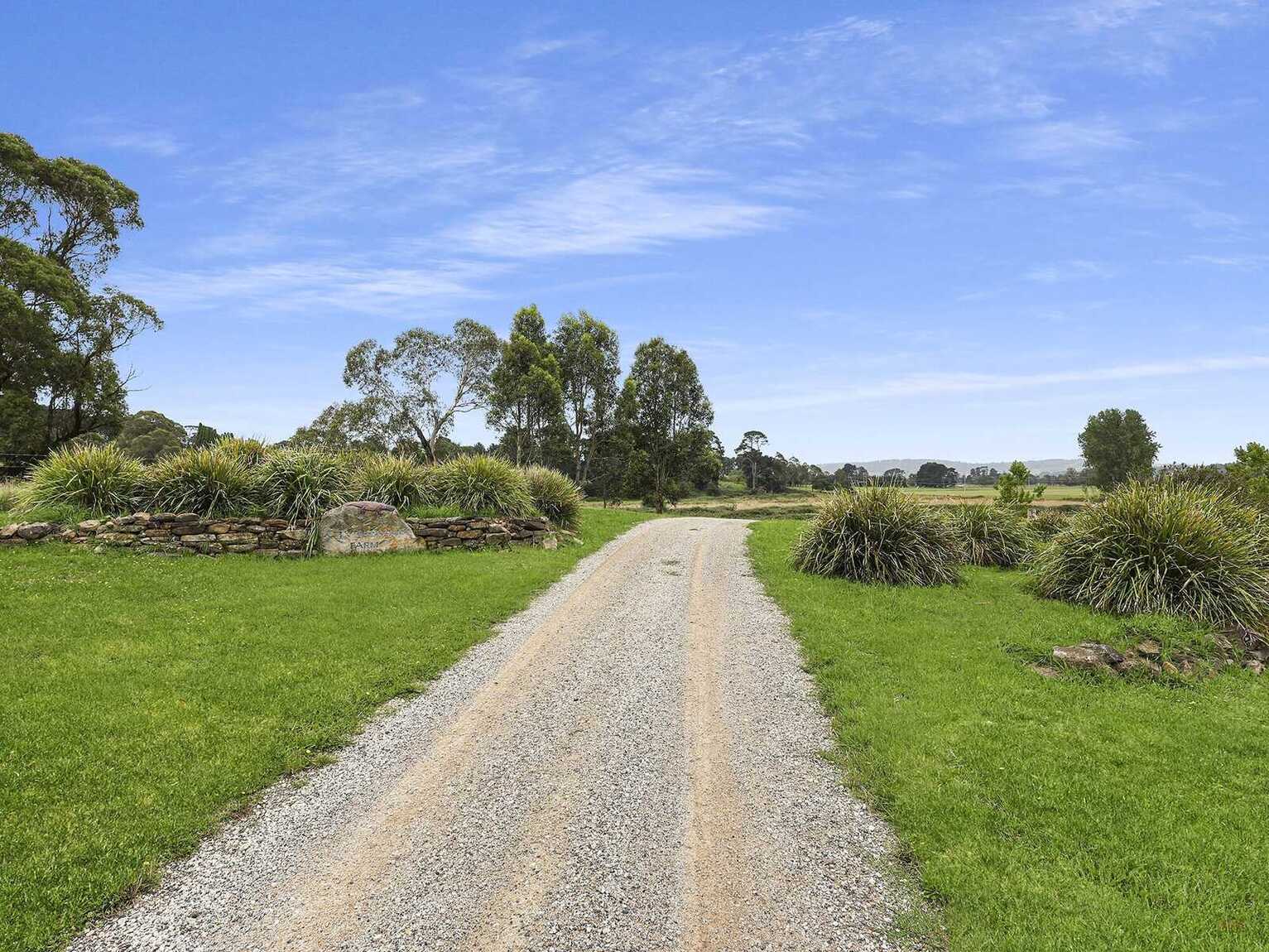 42 Suttor Road Moss Vale 42 Suttor Road Moss Vale
