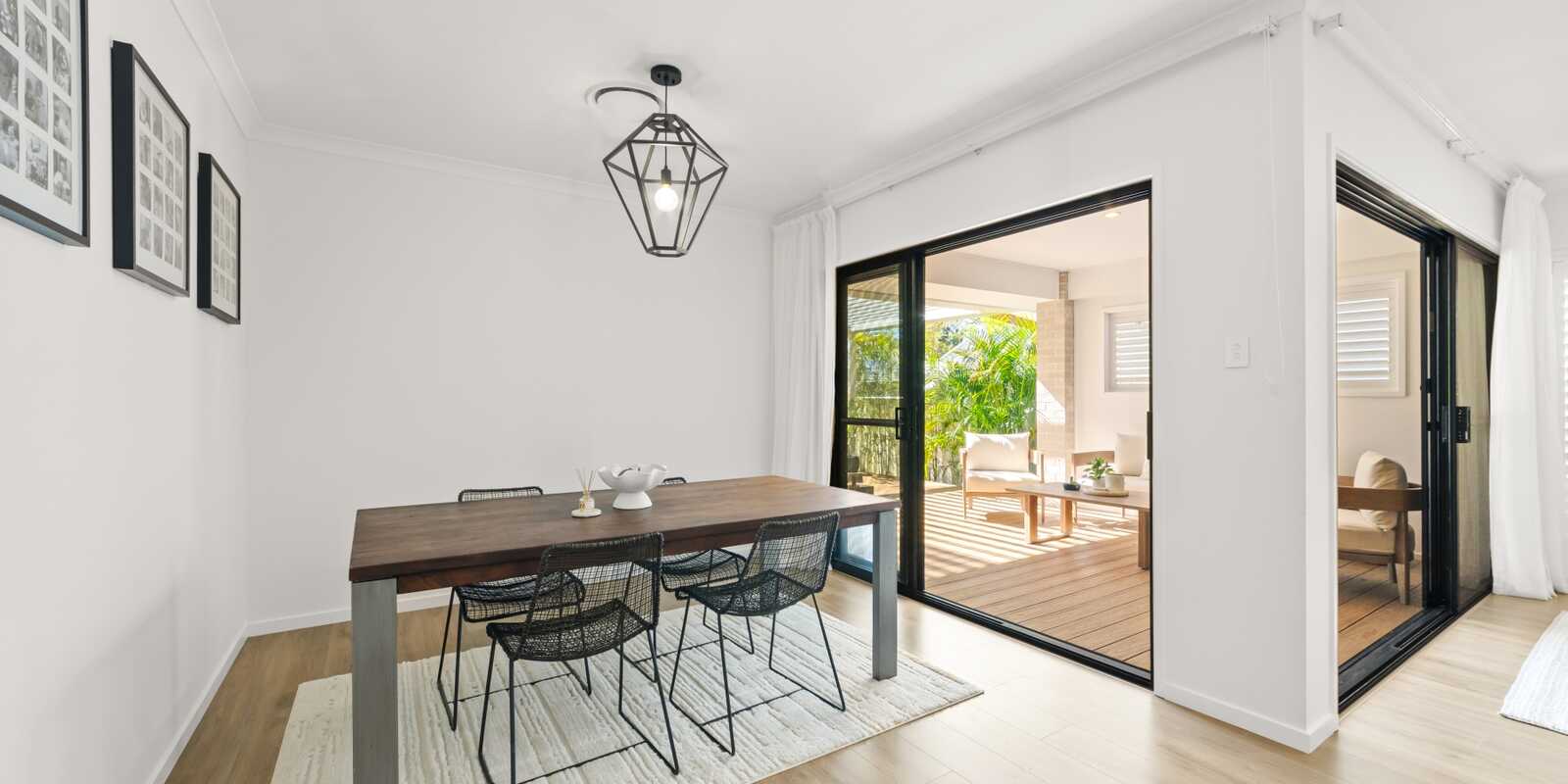 26 Davis Street Booker Bay 26 Davis Street Booker Bay