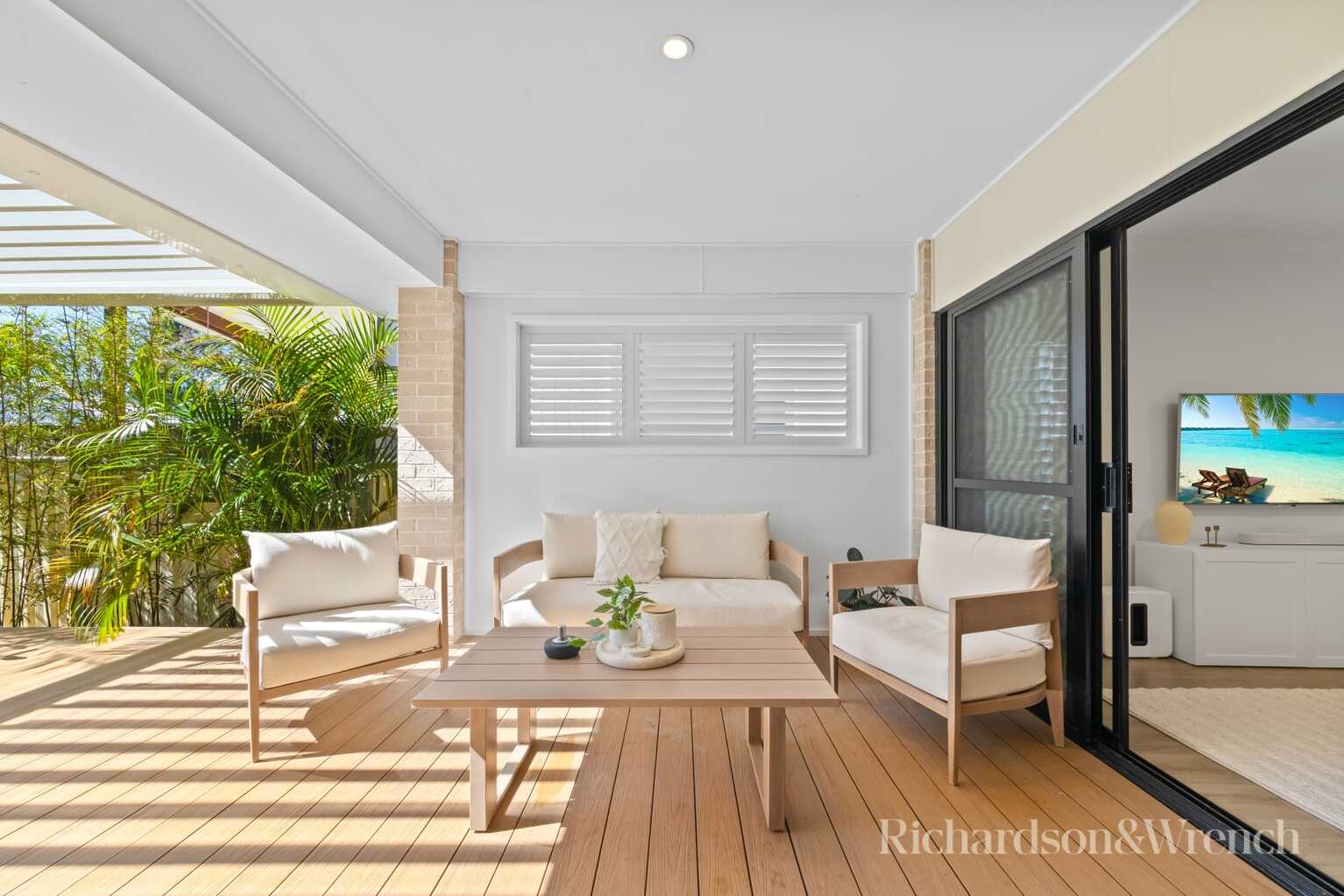 26 Davis Street Booker Bay