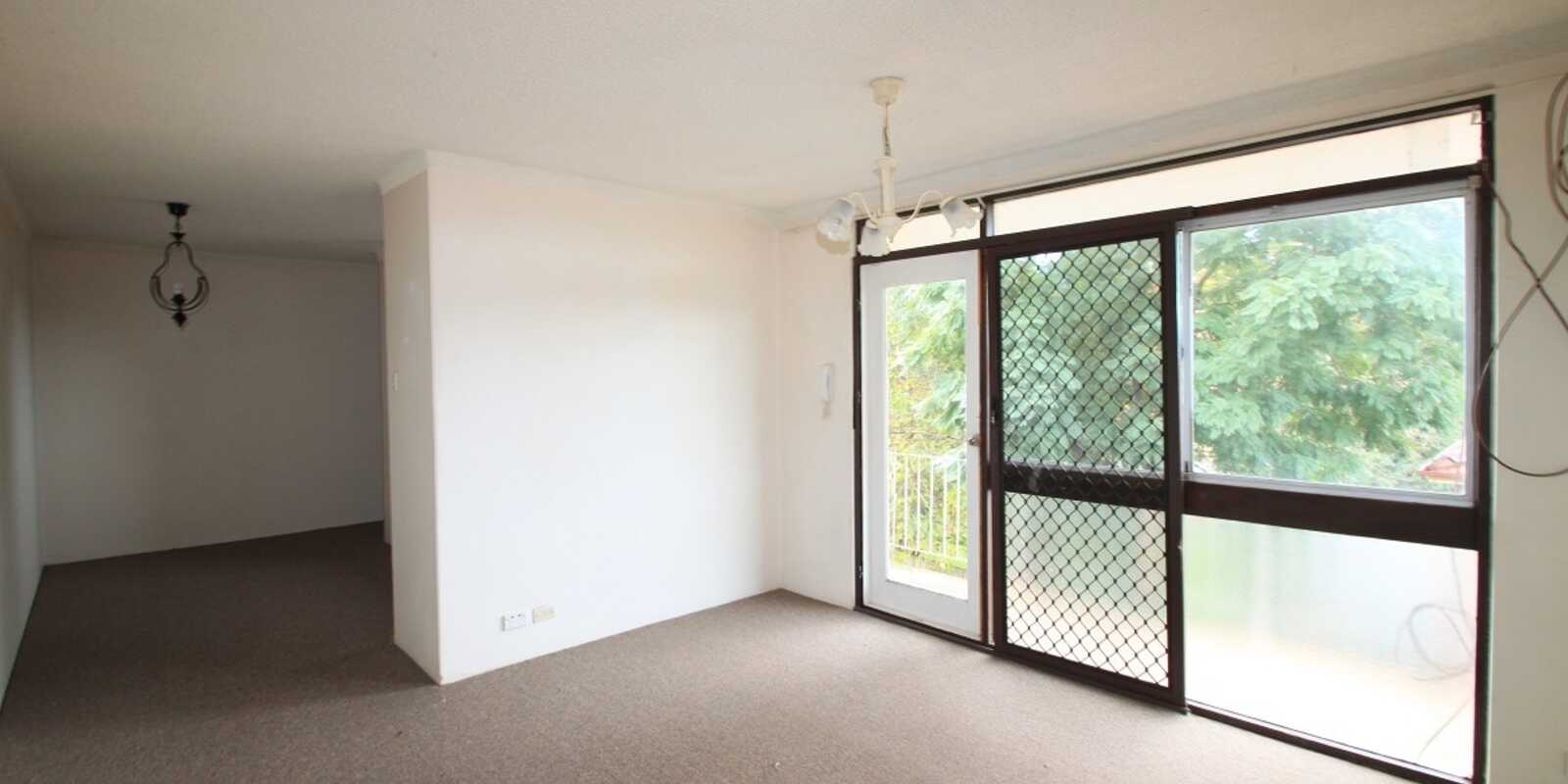 10/11-13 Tavistock Road Homebush West