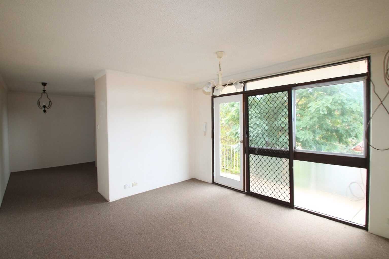 10/11-13 Tavistock Road Homebush West