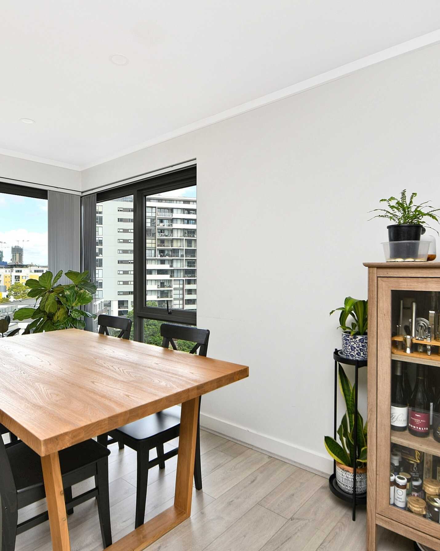 708/35A Arncliffe Street Wolli Creek, Creek - Thumbnail 2