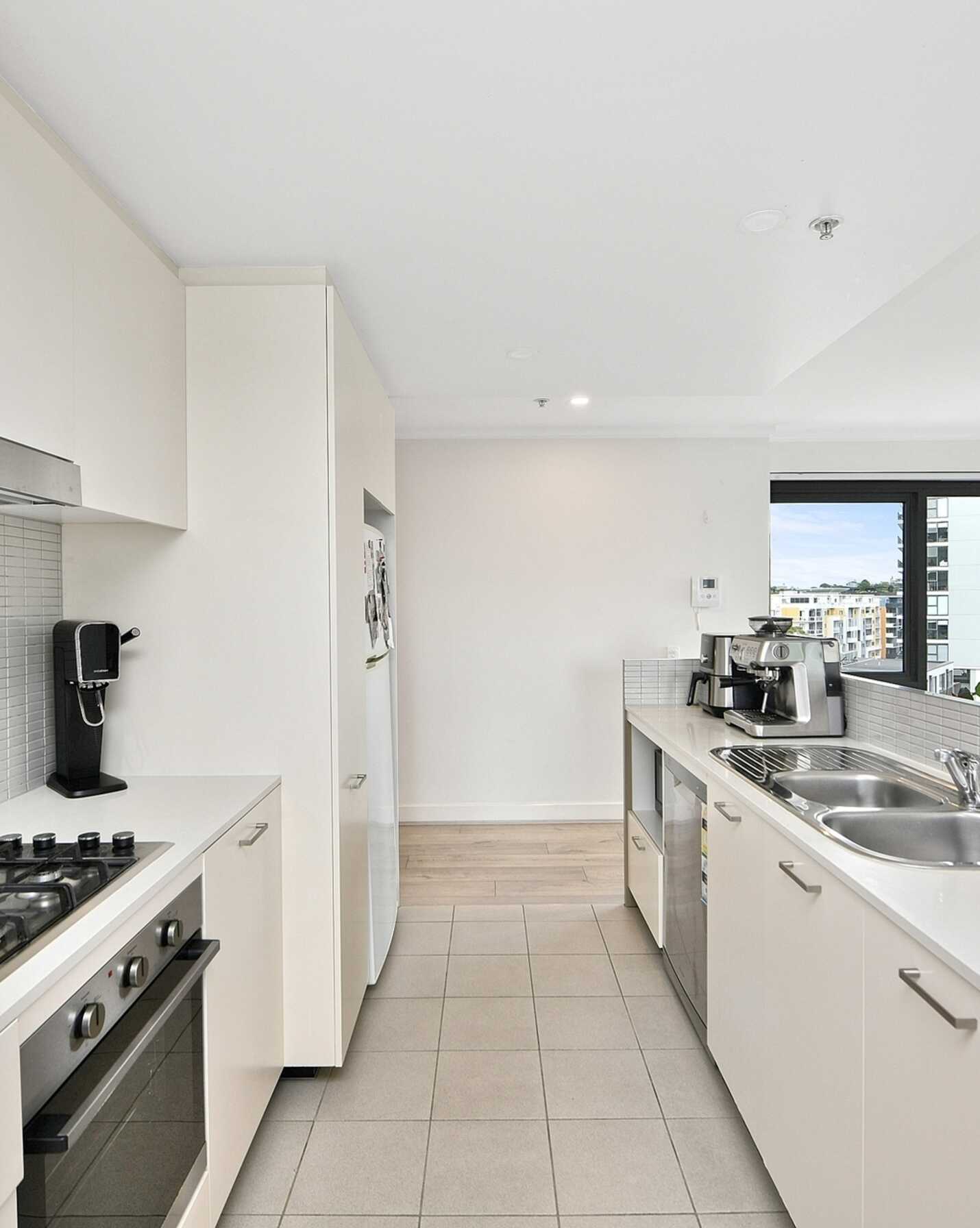 708/35A Arncliffe Street Wolli Creek, Creek - Thumbnail 3