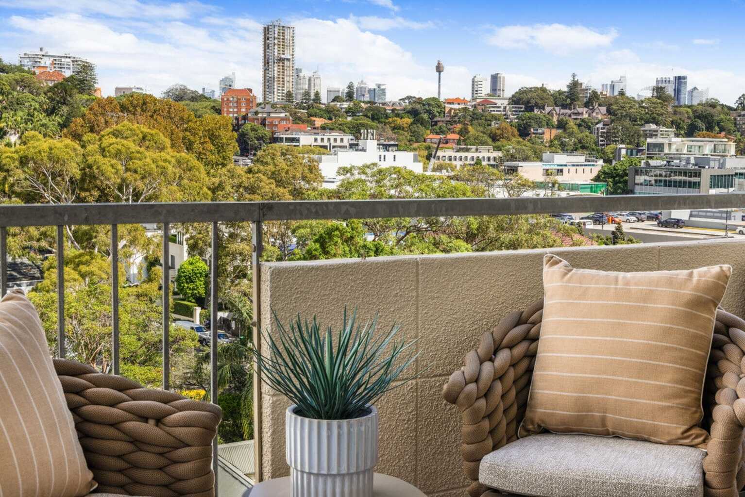62/14 Leura Road Double Bay
