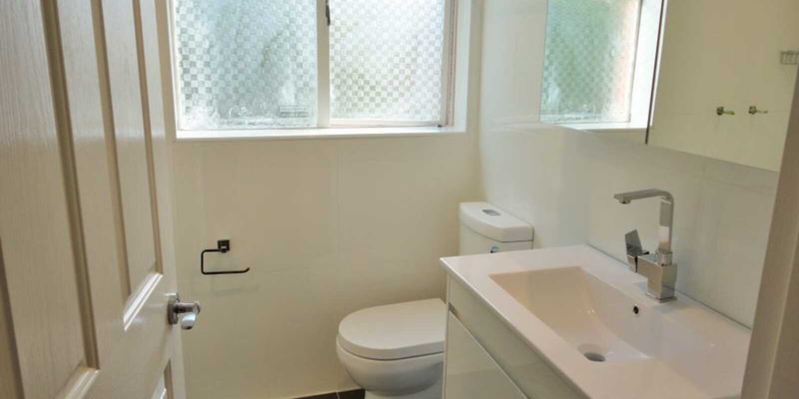 9/11 Rocklands Road Wollstonecraft