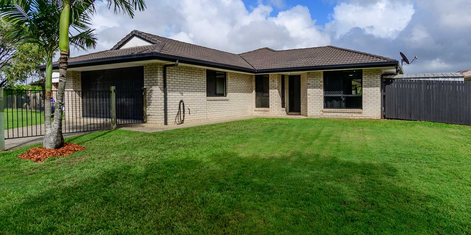 14 Fernbrook Drive Morayfield 14 Fernbrook Drive Morayfield
