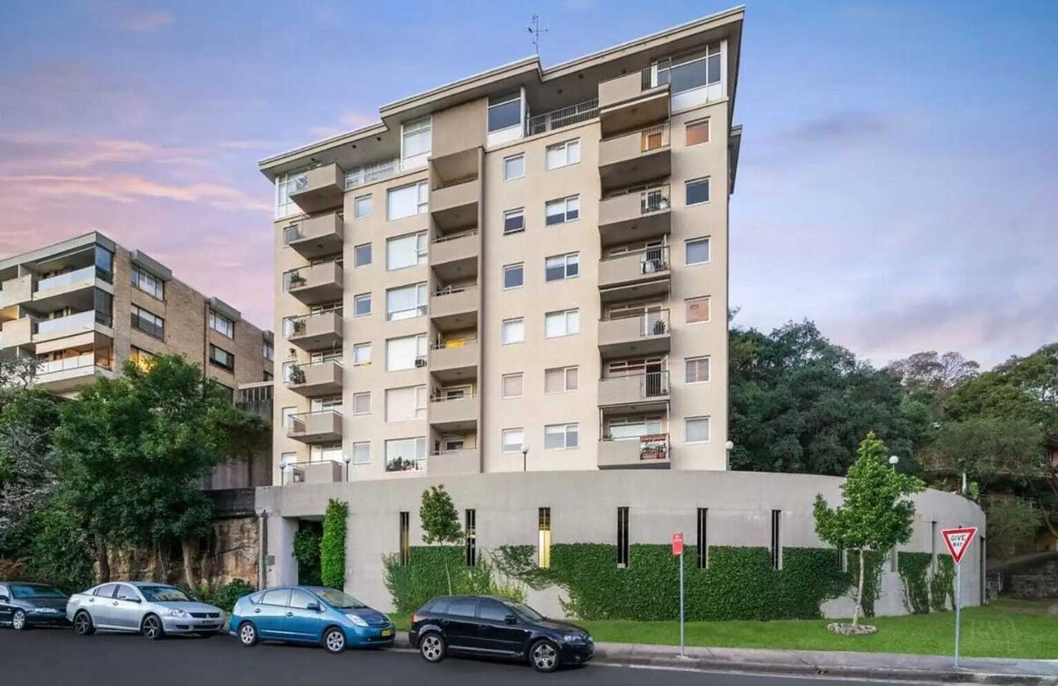 62/14 Leura Road Double Bay