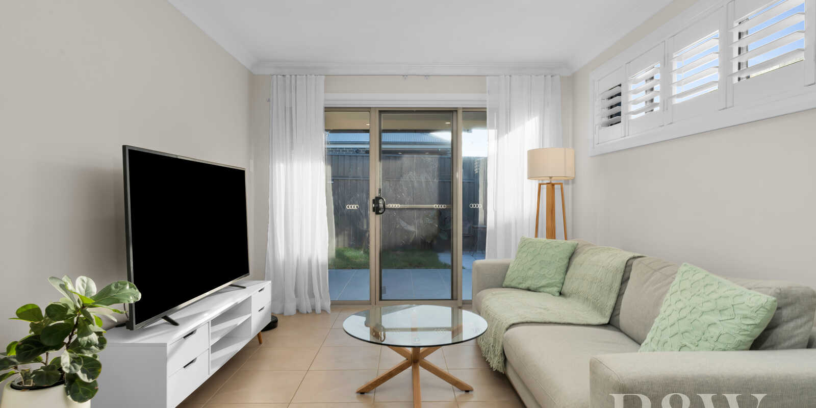 33 Minnamurra Drive Gregory Hills