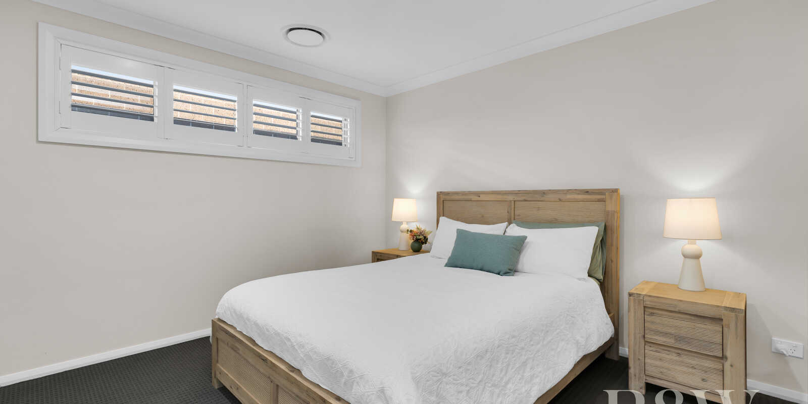 33 Minnamurra Drive Gregory Hills