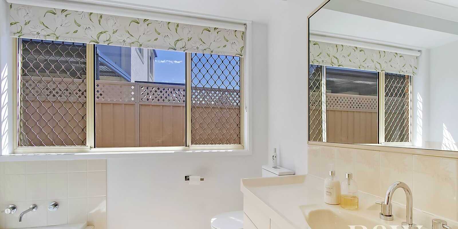 122 Explorers Way St Clair 122 Explorers Way St Clair