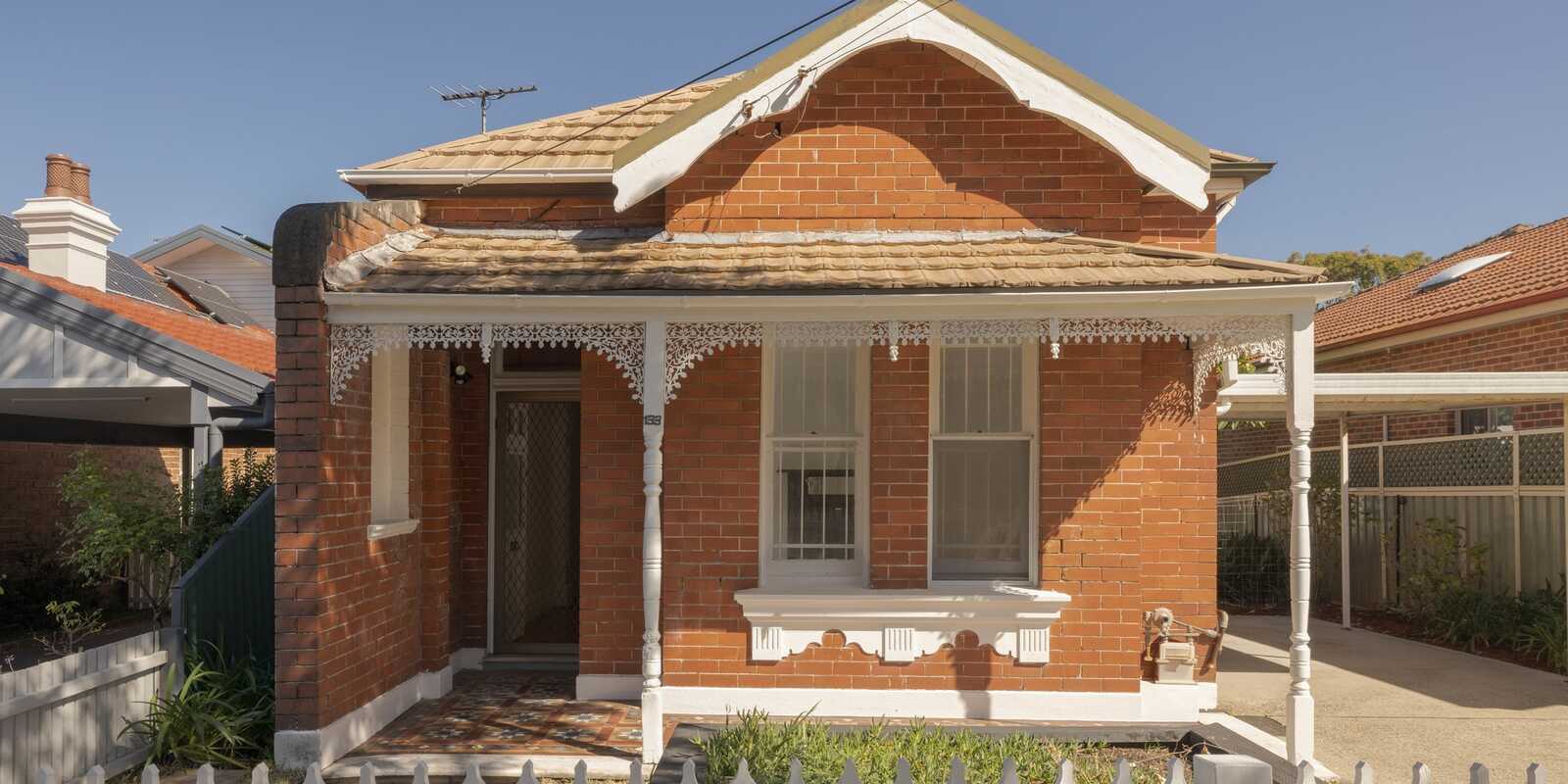 133 Duntroon Street Hurlstone Park 133 Duntroon Street Hurlstone Park