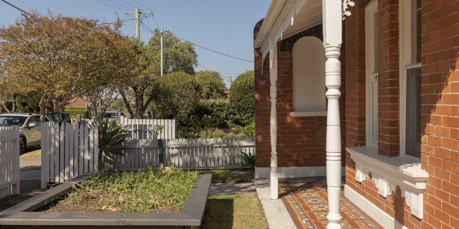 133 Duntroon Street Hurlstone Park 133 Duntroon Street Hurlstone Park
