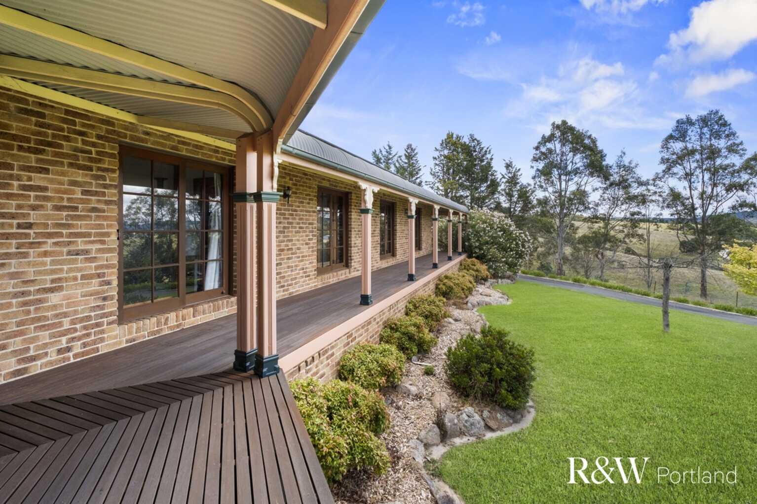 2 Pine Grove Avenue Wallerawang