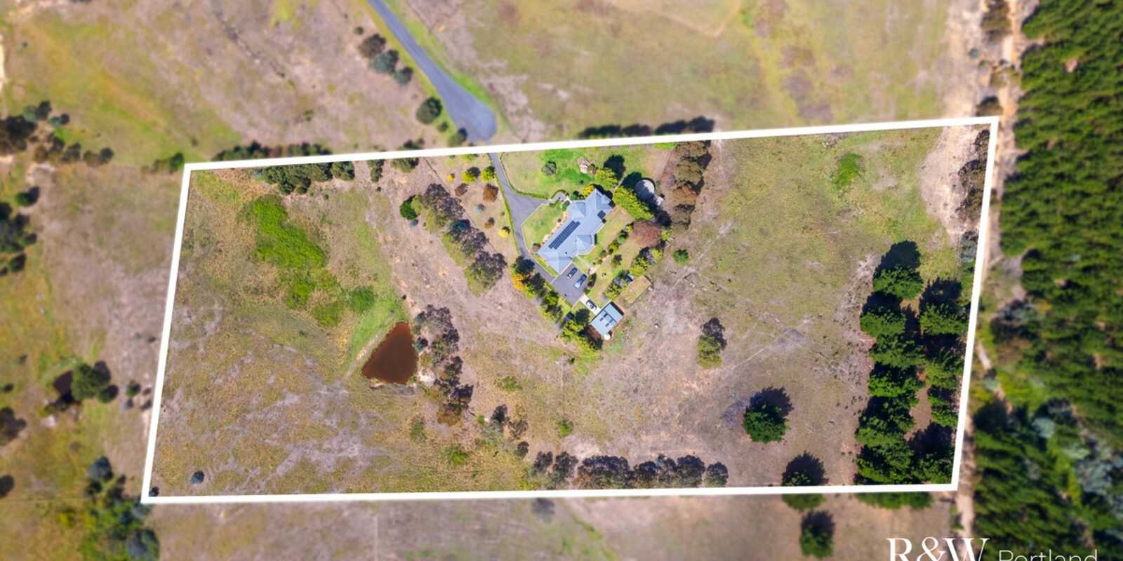 2 Pine Grove Avenue Wallerawang