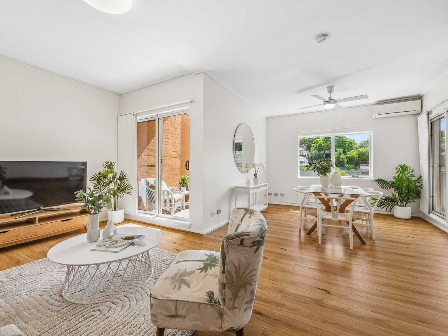 82/20 Close Street Canterbury