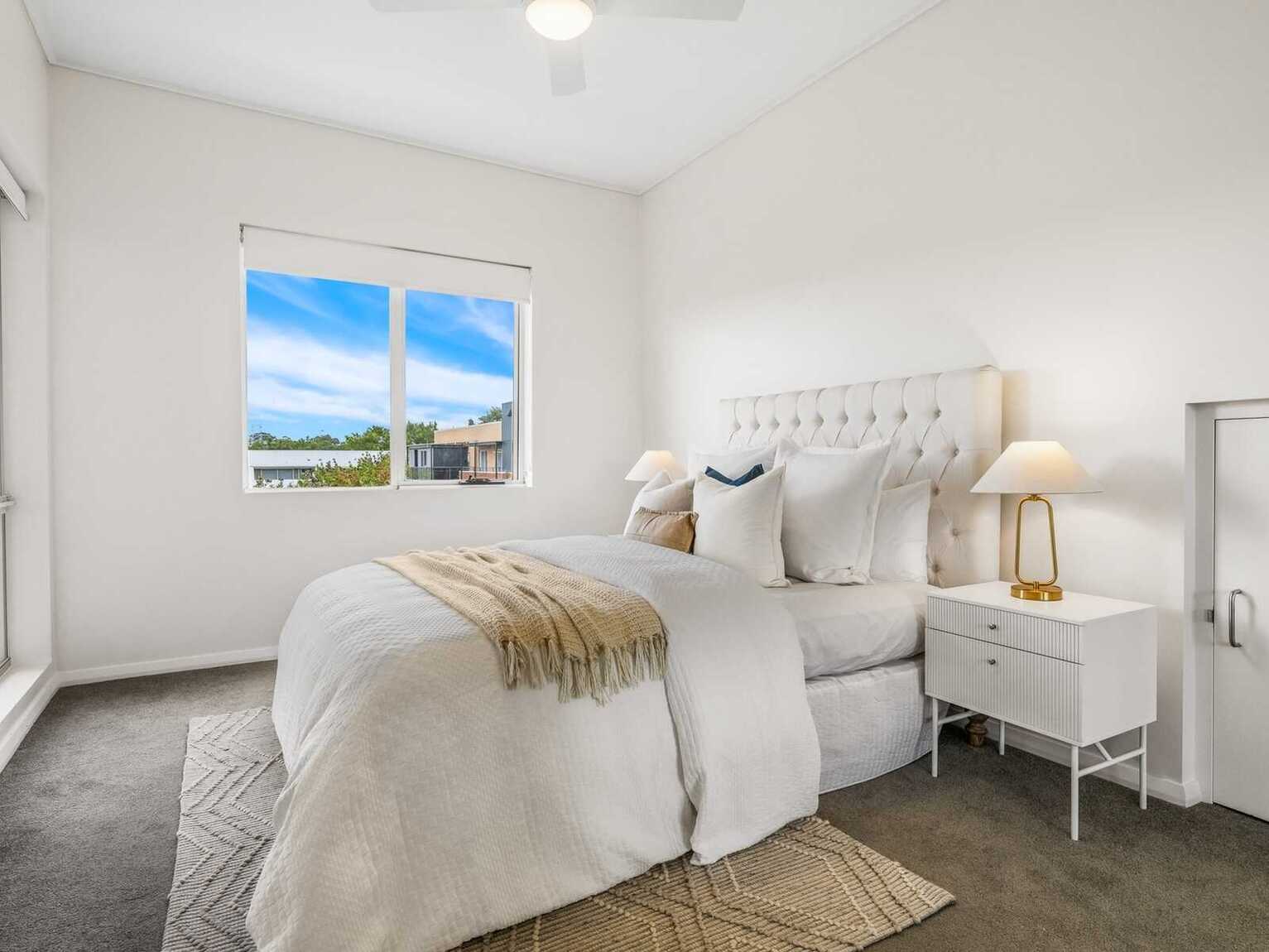 82/20 Close Street Canterbury