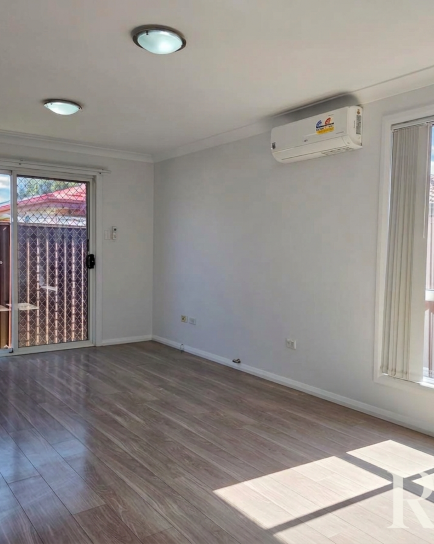 46A Colebee Crescent Hassall Grove, Grove - Thumbnail 3