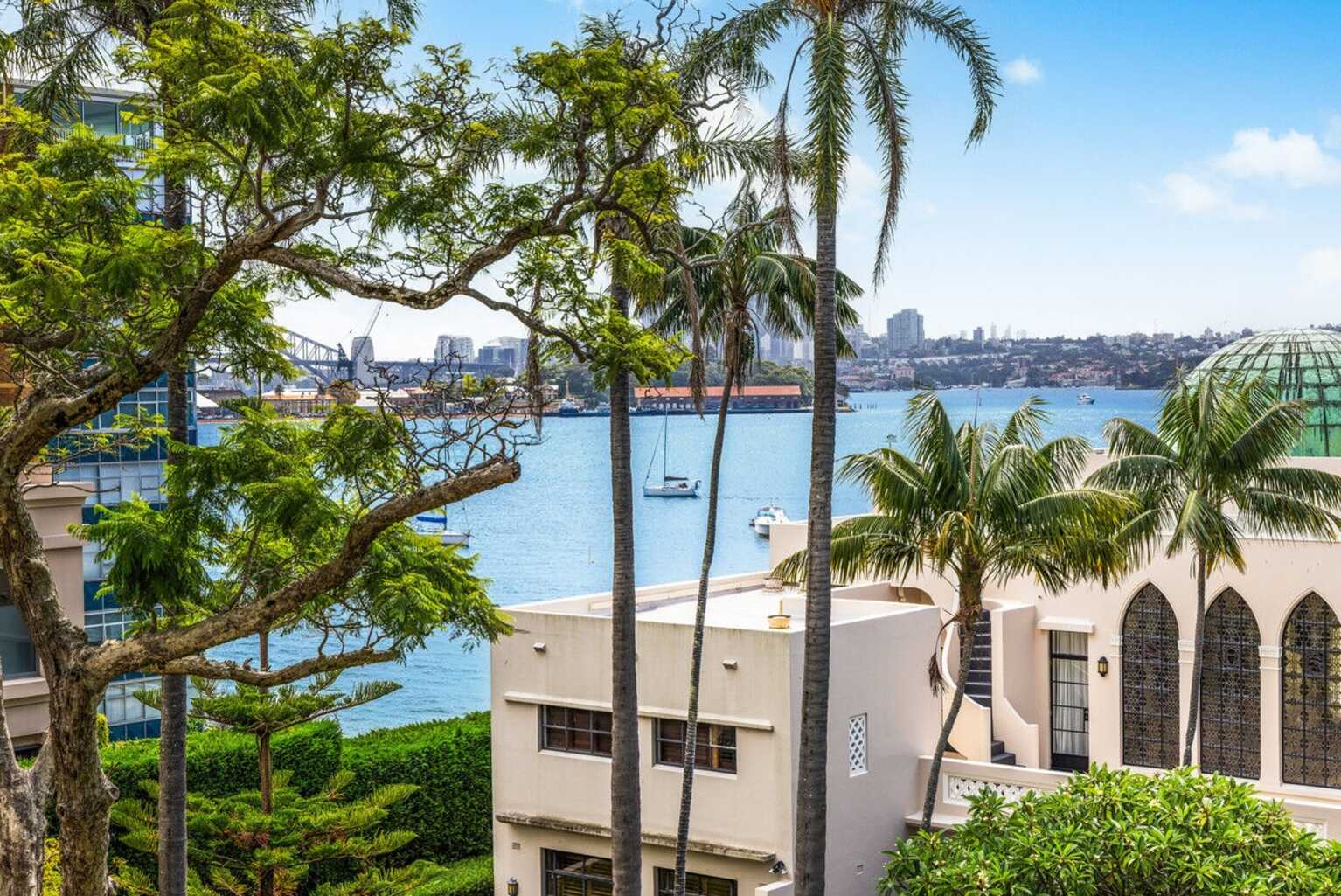 84 Darling Point Darling Point