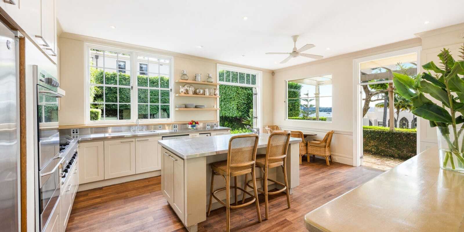 84 Darling Point Darling Point