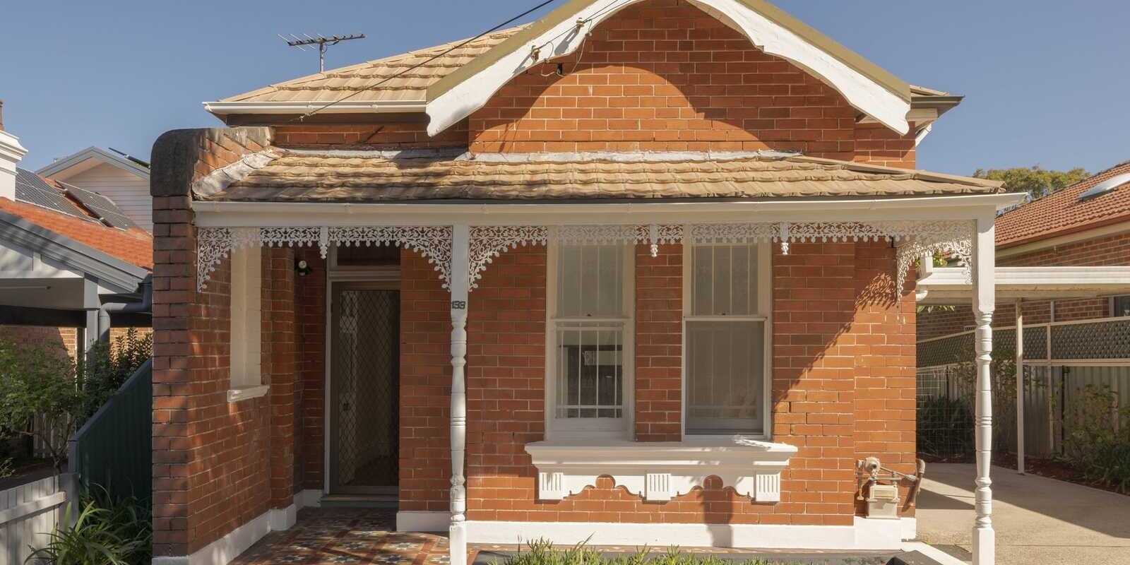 133 Duntroon Street Hurlstone Park 133 Duntroon Street Hurlstone Park