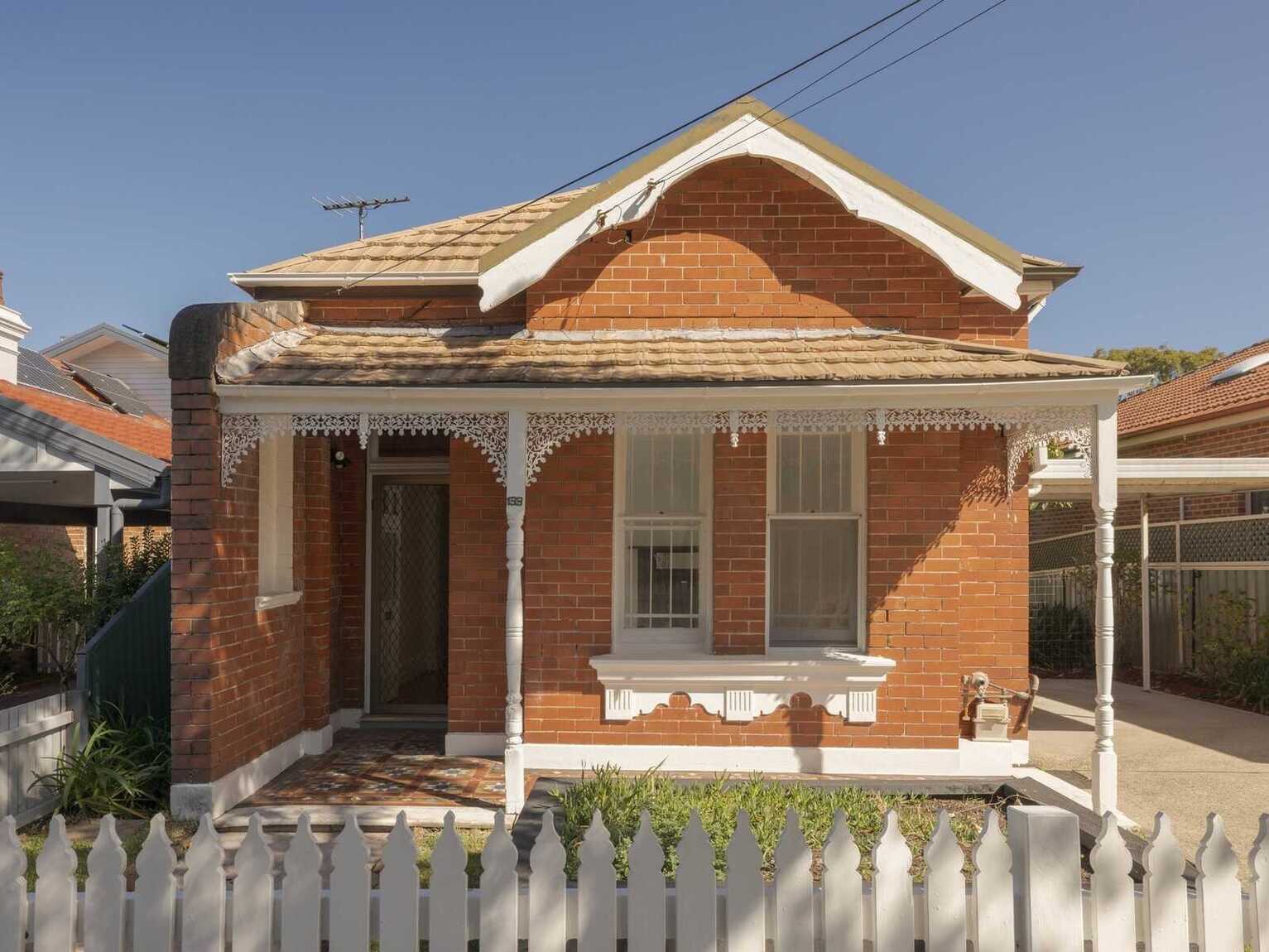 133 Duntroon Street Hurlstone Park 133 Duntroon Street Hurlstone Park