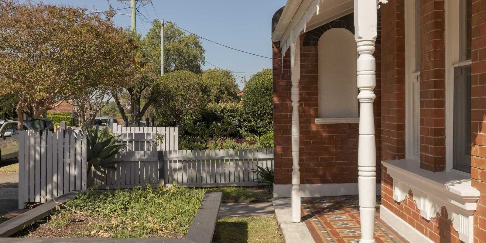 133 Duntroon Street Hurlstone Park 133 Duntroon Street Hurlstone Park