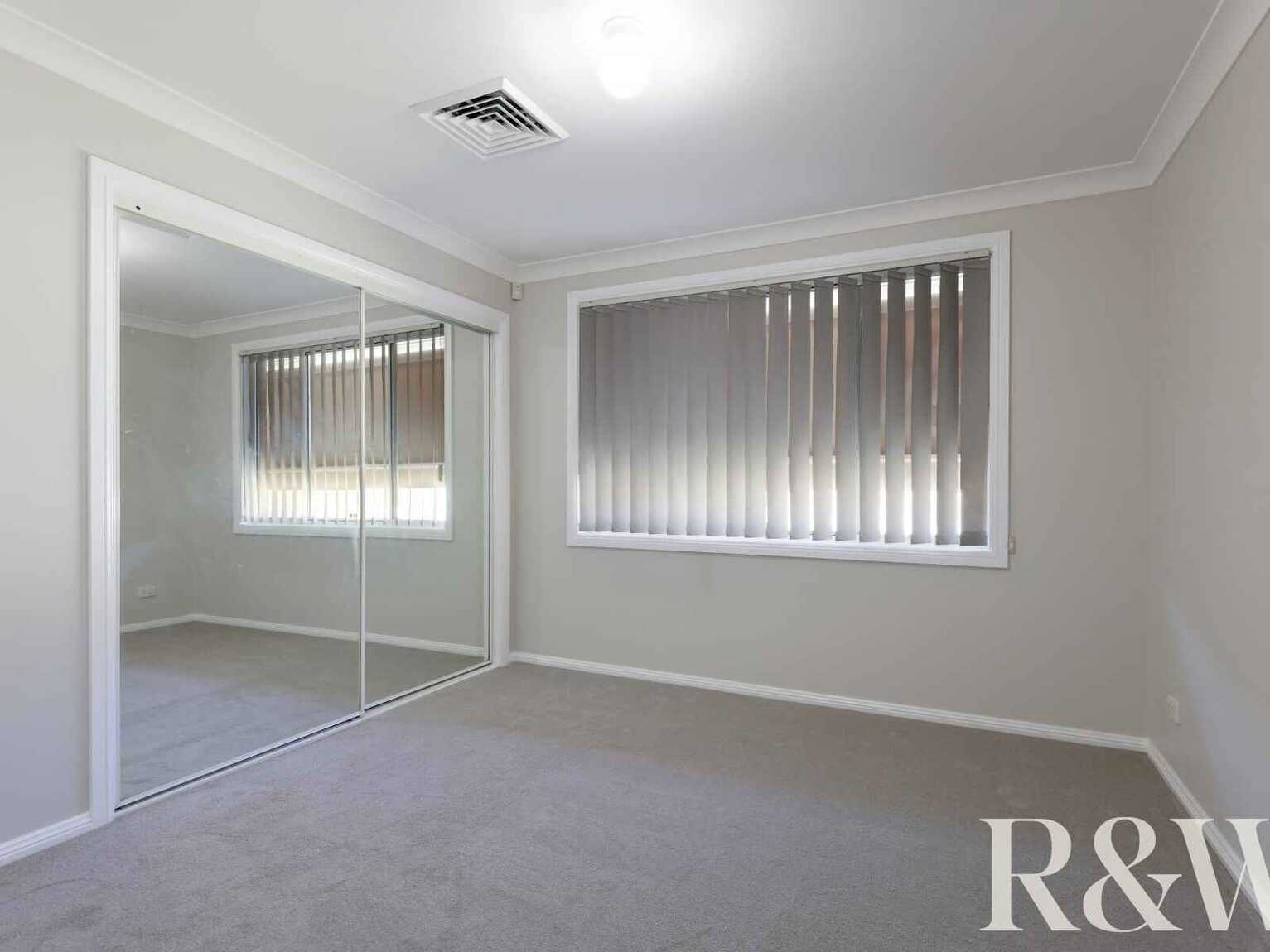 6 Shamrock Court St Clair 6 Shamrock Court St Clair