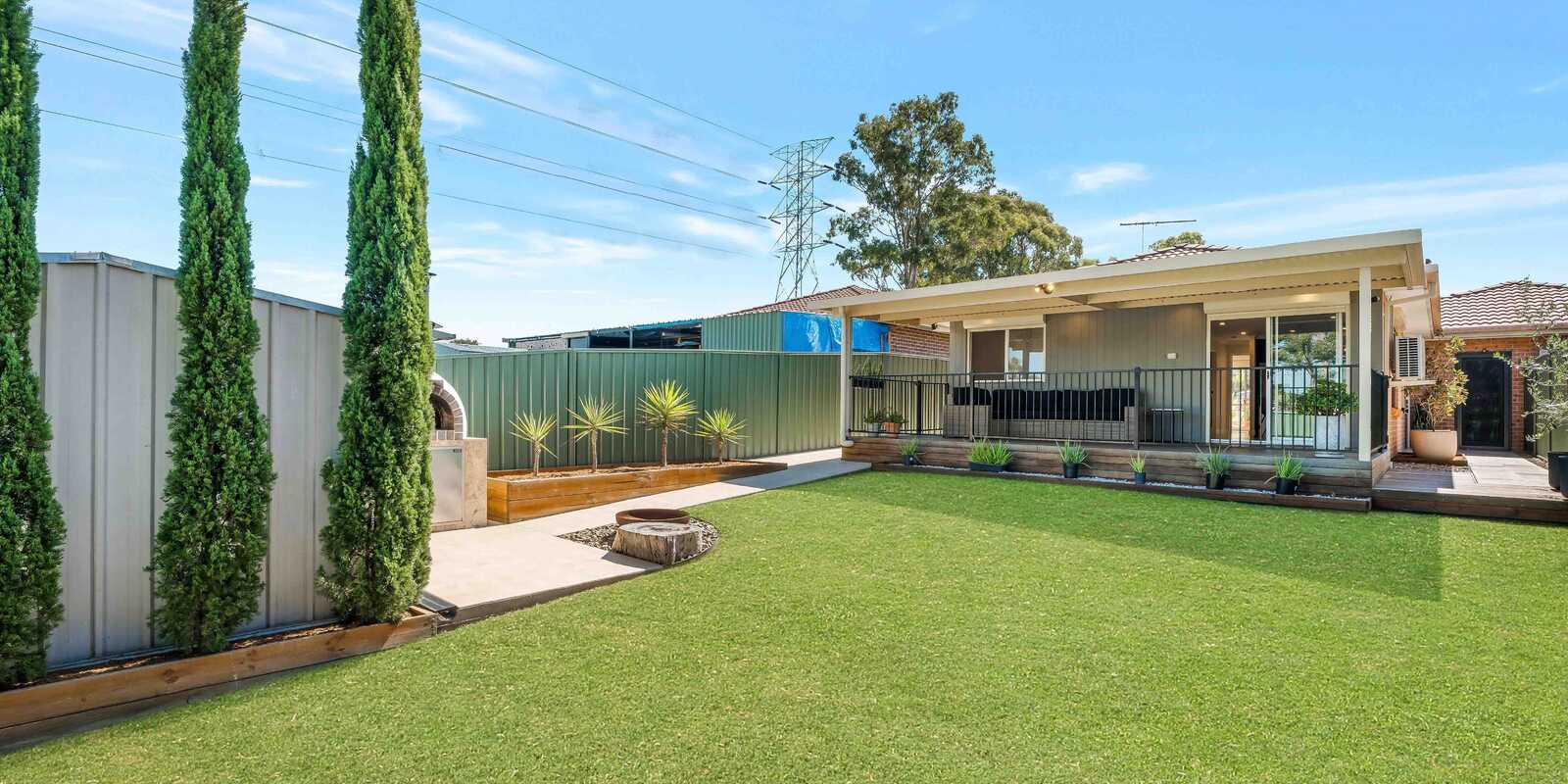68 Starling Street Green Valley