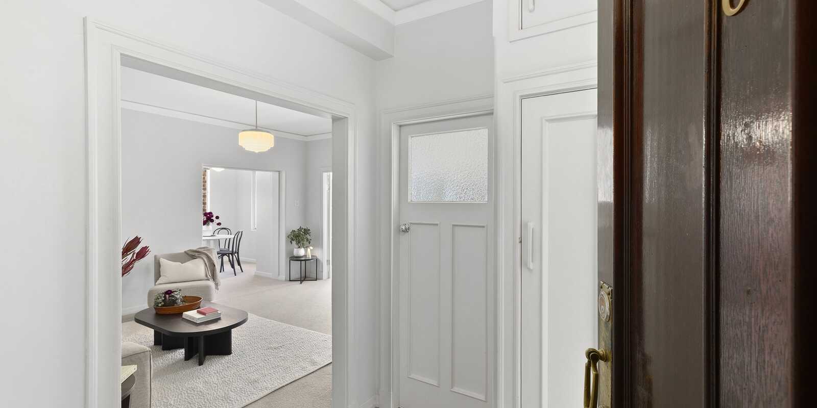63/8 Birtley Place Elizabeth Bay