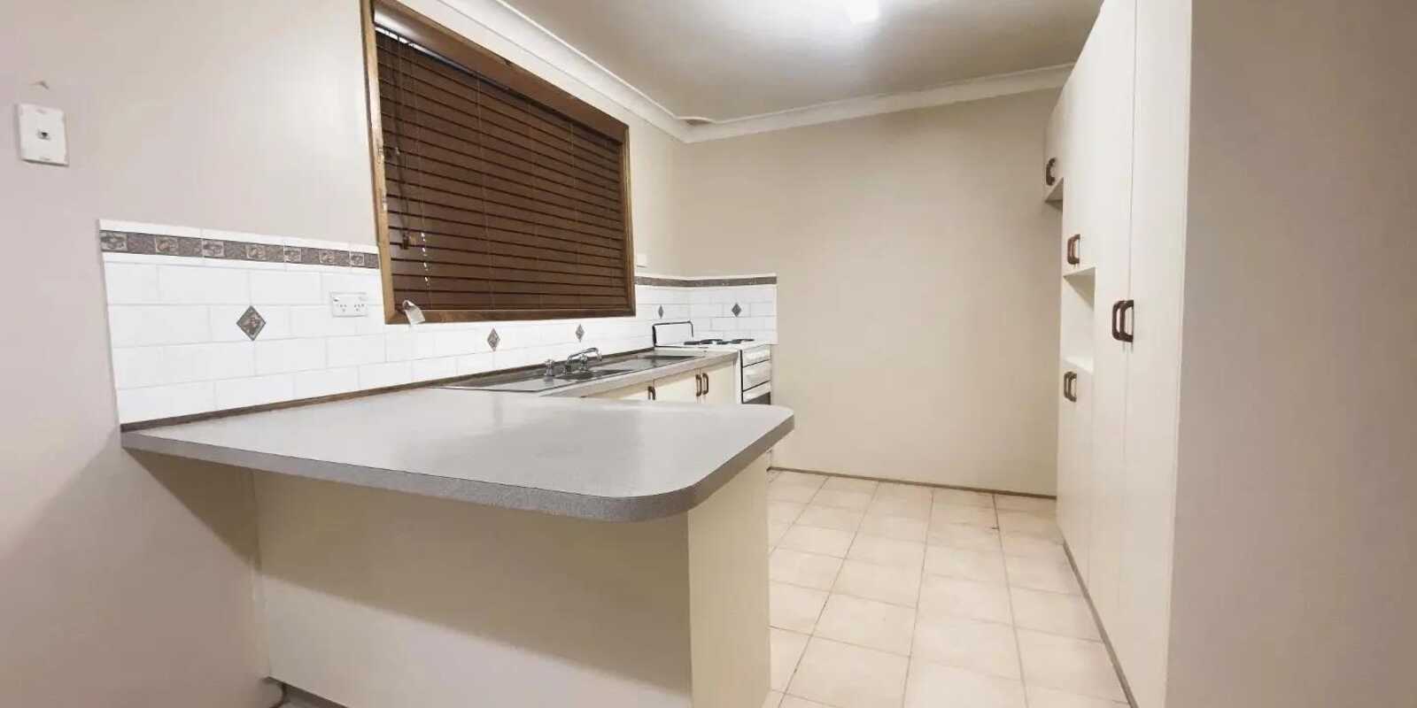 8 Sauternes Place Eschol Park 8 Sauternes Place Eschol Park