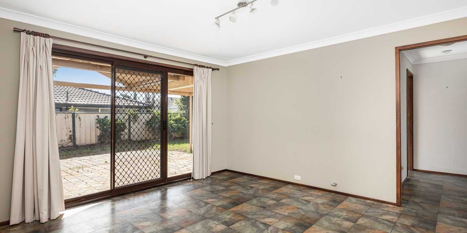 14 Hascombe Way St Clair 14 Hascombe Way St Clair