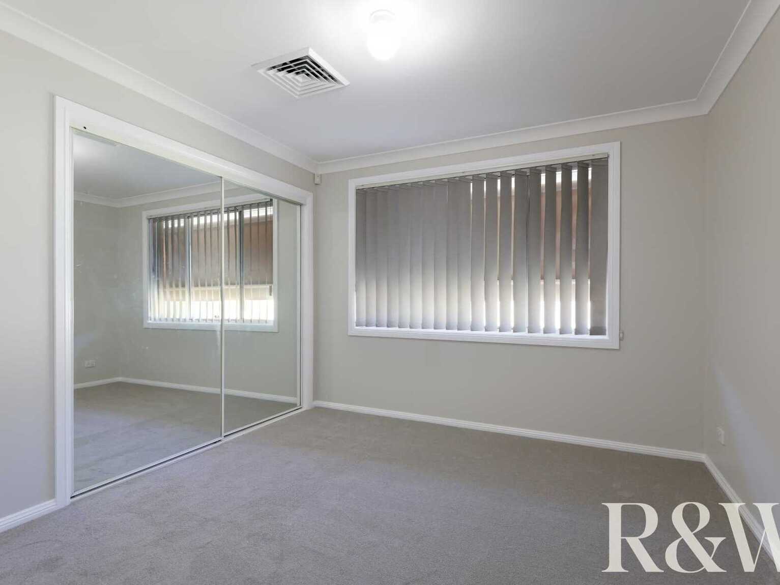 6 Shamrock Court St Clair 6 Shamrock Court St Clair