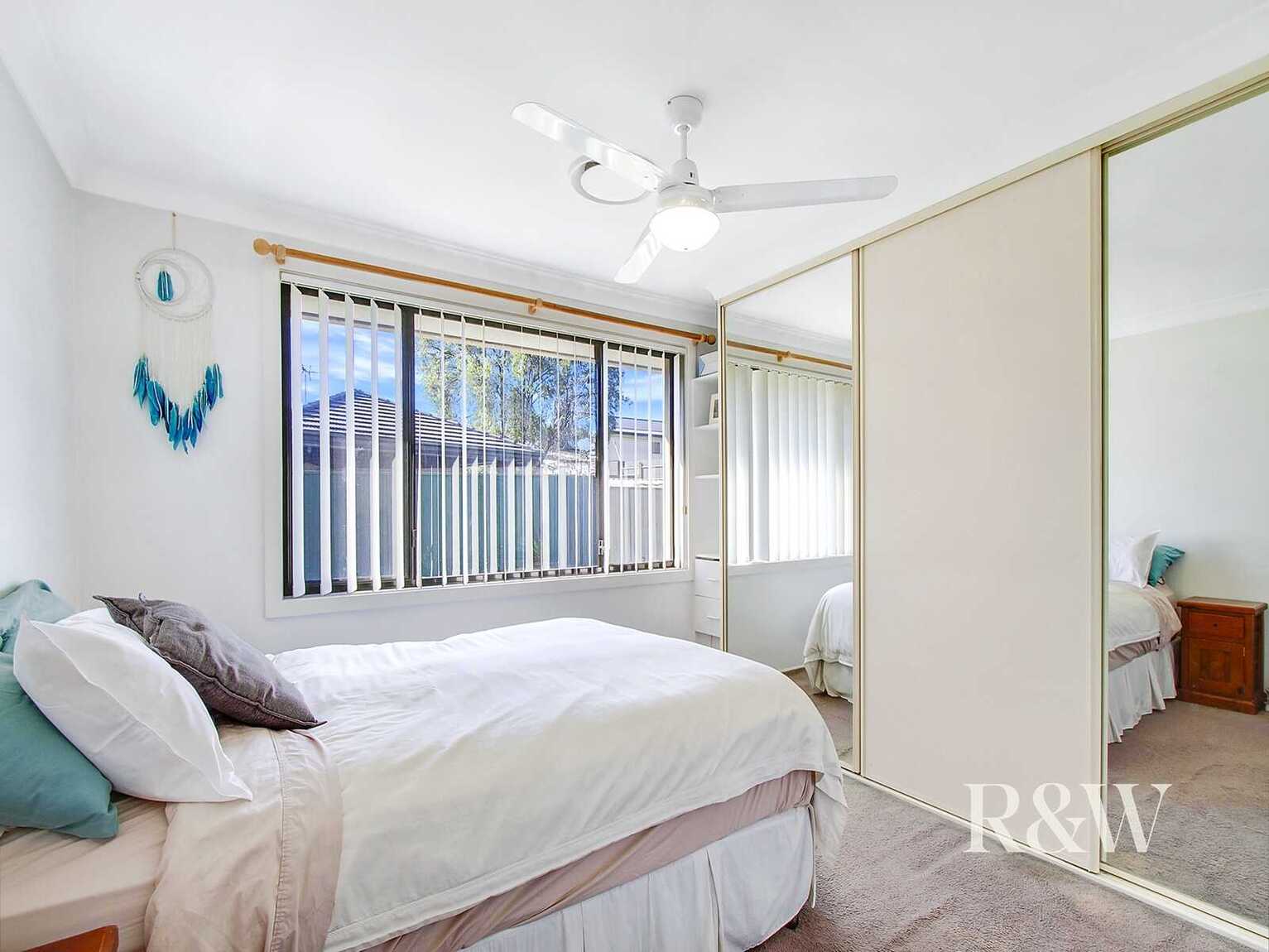 4 Kippax Place St Clair
