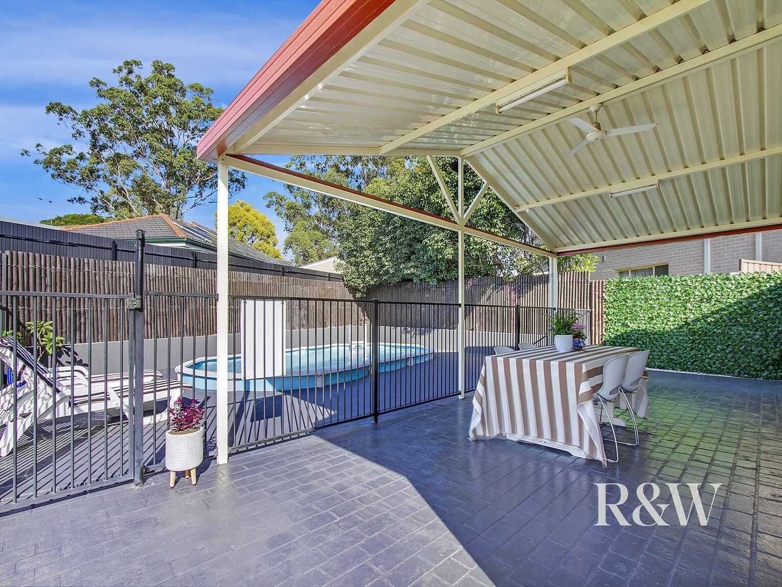 4 Kippax Place St Clair