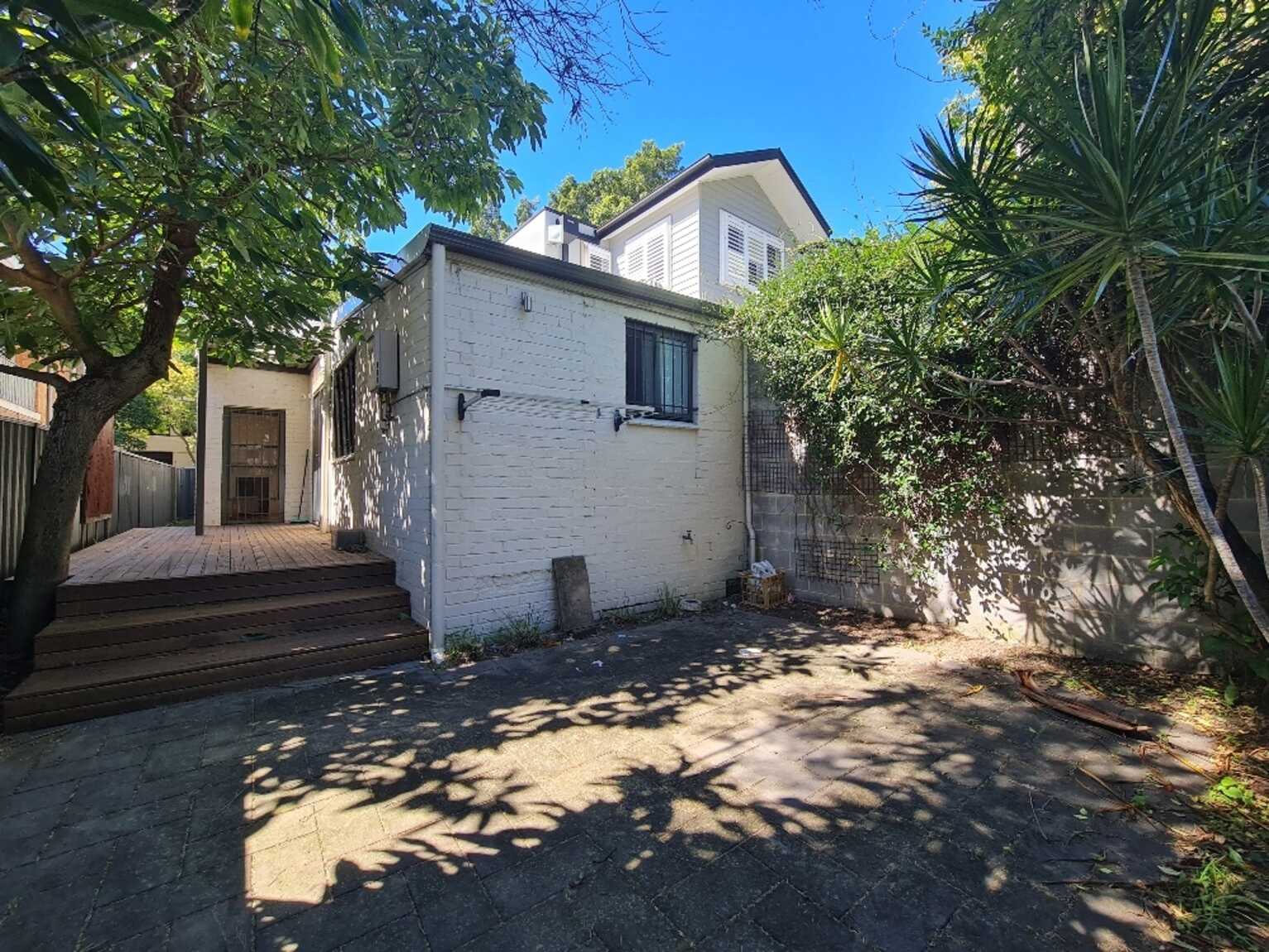 25 Northwood St Camperdown