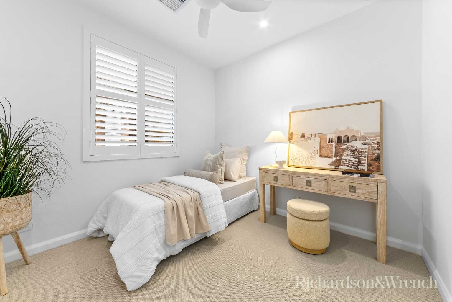 4/48-50 Gallipoli Avenue Blackwall