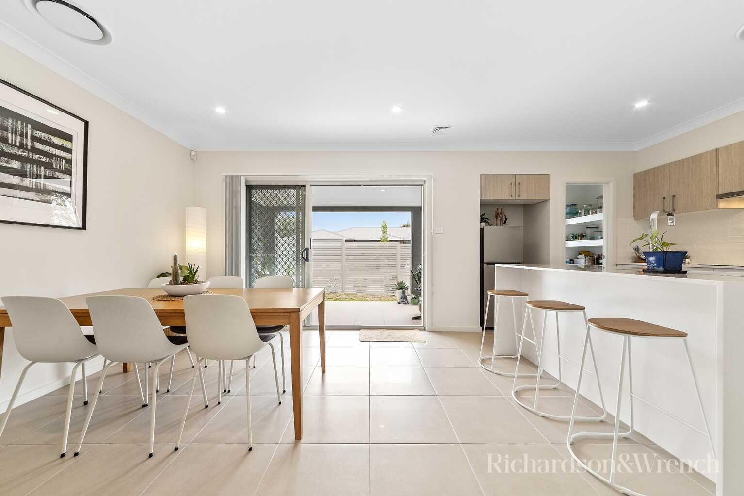 1/139 Barrenjoey Road Ettalong Beach