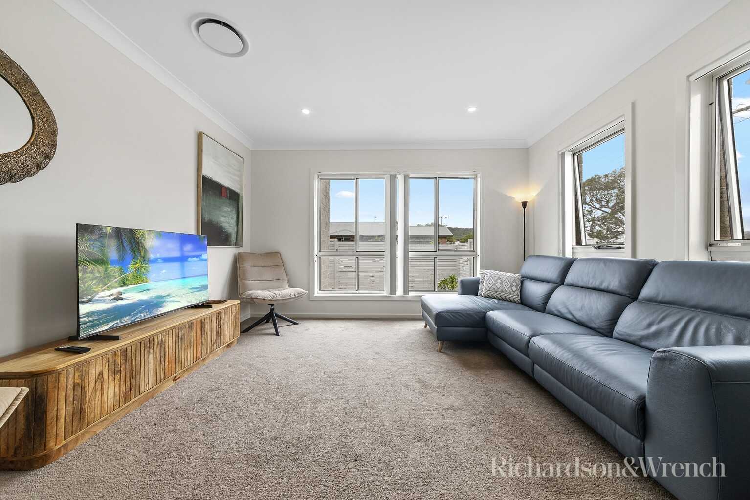 1/139 Barrenjoey Road Ettalong Beach