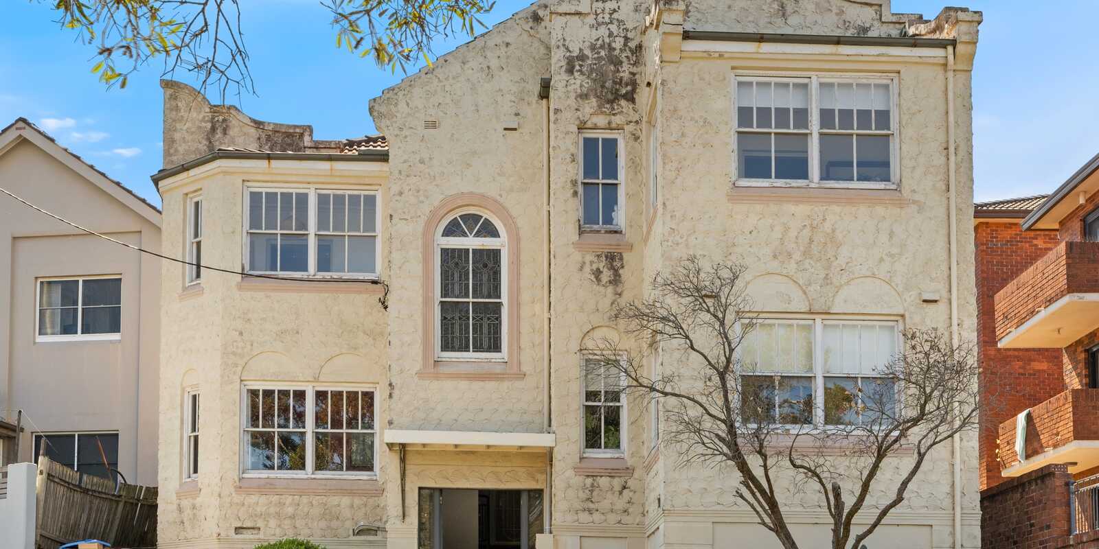 3/8 Fletcher Street Bondi